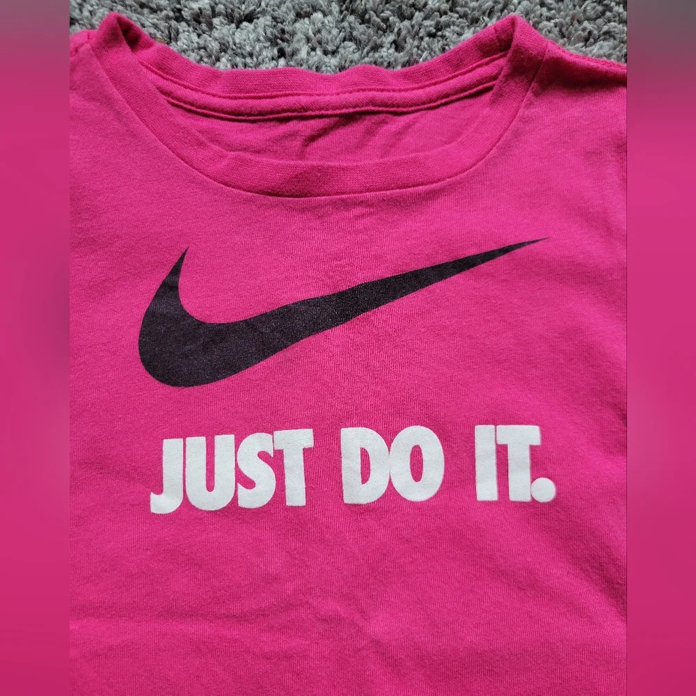 Nike Girls Pink 'Just Do It.' Tee and Shorts Active Set Size 4 - Picture 3 of 6